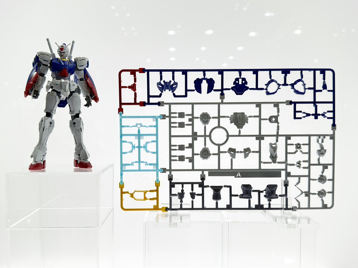 NippperCom's tweet photo. バンダイスピリッツがついに6色成形技術を投入！ガンプラの生産能力の限界を突破するための新たなチャレンジですぬ。 https://t.co/1CfyjvgWkh