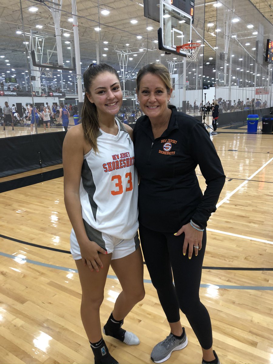 traceysabino13's tweet photo. Two of my all time favorites!! So proud of you both!!!💕@Allie33McGinn @Casey33McGinn https://t.co/Lemq2ZorqW