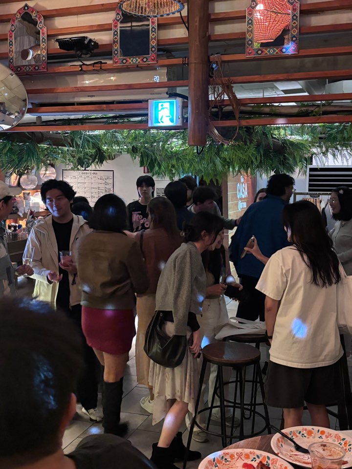 EthStorage's tweet photo. Closing out KBW at Creators Night 🇰🇷
A great evening exchanging ideas around how open, decentralized infrastructure can enable new ways to create, publish, and build onchain. https://t.co/1UMgGYu1uE