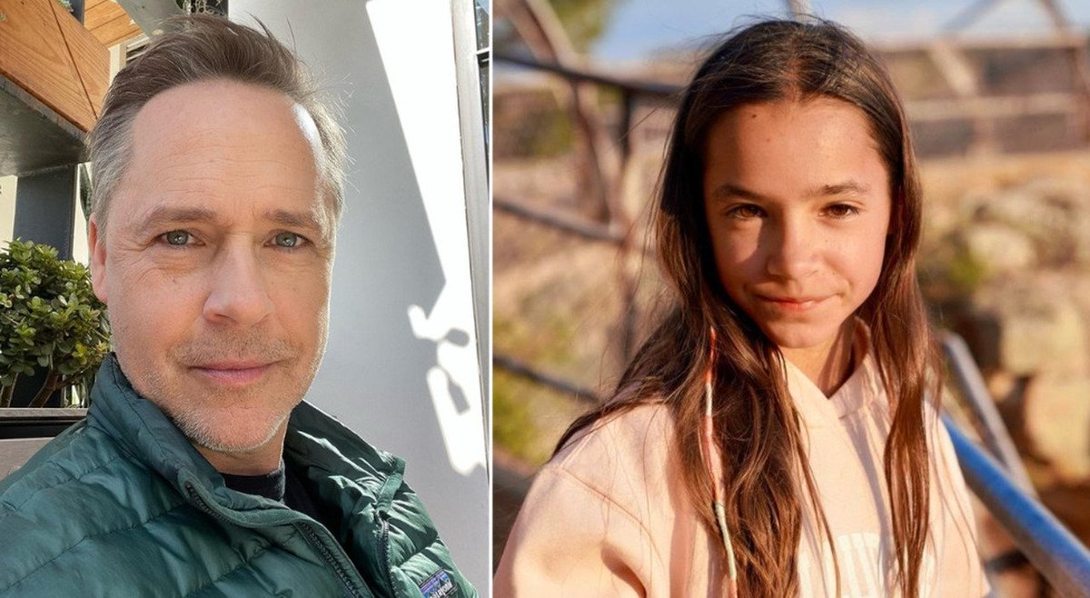 cinemaclt's tweet photo. 🗞️ | A causa da morte de Fiona, filha de Chad Lowe, foi revelada. Segundo um comunicado do médico legista compartilhado com a revista People, a filha de 13 anos do ator de 'Pretty Little Liars' cometeu suicídio.

A família Lowe havia anunciado a tragédia em um comunicado no dia 29 de setembro, dizendo: "Estamos profundamente desolados com a perda de nossa amada Fiona. Ela era uma jovem amorosa, inteligente e criativa, e adorava dançar."