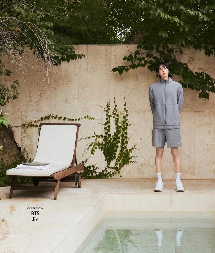 seokjinism1's tweet photo. I was thinking Jin is the perfect Ambassador for Alo’s campaign. Because he is literally the embodiment of the marketing slogan of this brand-  healthy body and mind and a balanced lifestyle. 

Thats also maybe his secret of forever looking fresh, youthful and handsome. 

I love these 3 covers more 

JIN FOR ESQUIRE KOREA
#JinxEsquire #aloxJIN
#Jin #ALO @aloyoga