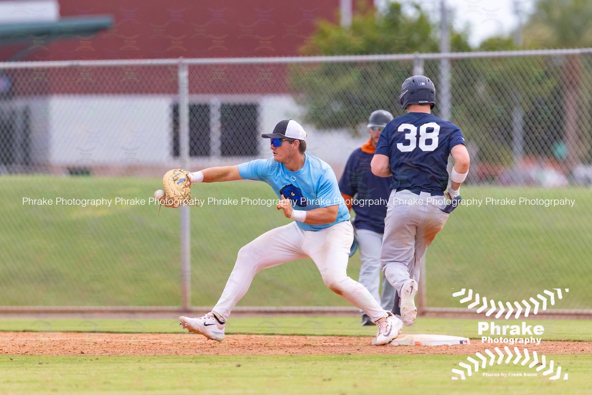 phrakephoto's tweet photo. Troy Breazeale 1B SO Gateway Geckos @Tjbreaze8 @CampoVBaseball #geckonation
@GateWayGeckos
#GateWayGeckos
@gecknation
#geckos #njcaabaseball
@njcaabaseball
#jucobaseball #jucoproduct #ACCACbaseball
@accac_sports https://t.co/yU5oX6J02n