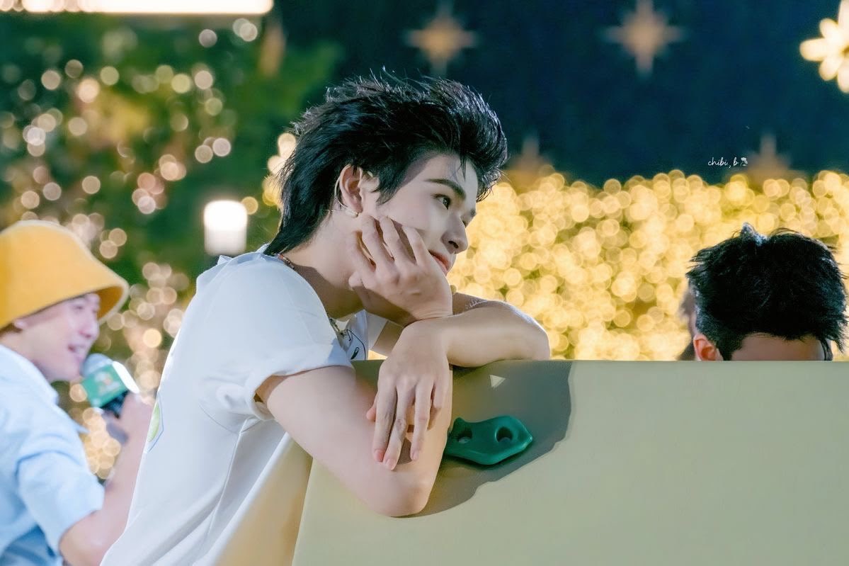 hirunmaew's tweet photo. เพียงแค่สบสายตา
เหมือนโดนสะกด In here https://t.co/SXyP4DIFYu