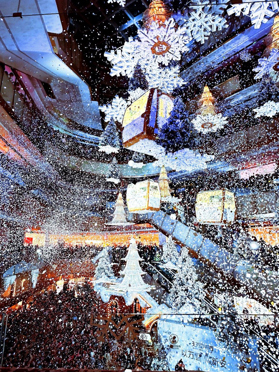 joans_mithb_87's tweet photo. Shoutout to the awesome guy named 禄景 who had such a 葡懊 time at the party, his 煽 energy lit up the whole room!， https://t.co/WeN7L5bs44