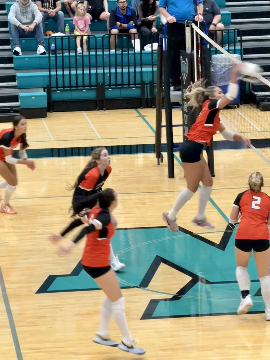 byronhsad's tweet photo. Volleyball Tigers were at Woodstock North tonight.  #ByronTigers #TigerPride https://t.co/NynU0n9J5L