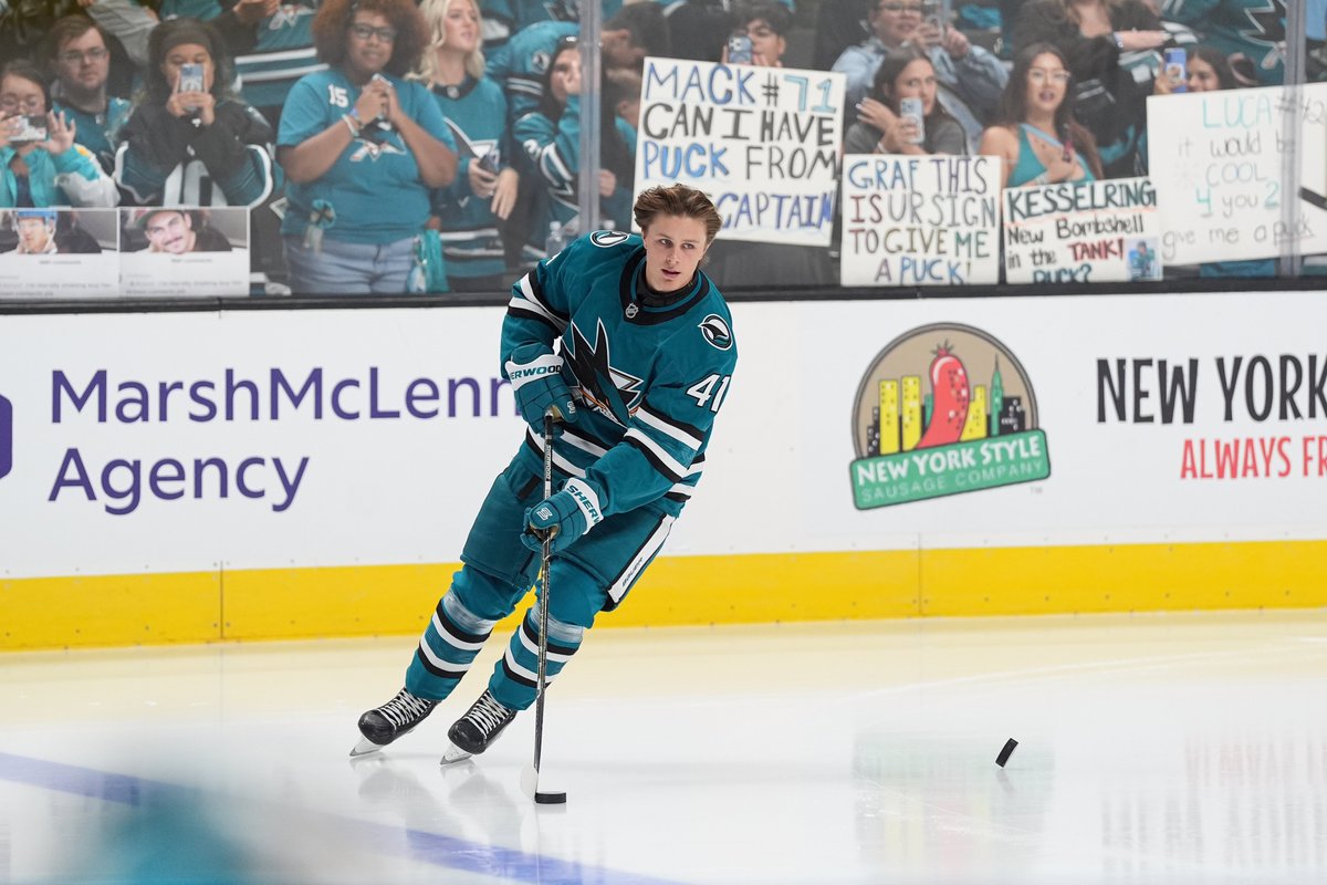 SanJoseSharks's tweet photo. Welcome to the @NHL, Ivar! 👏 https://t.co/7BcIaw92Kl
