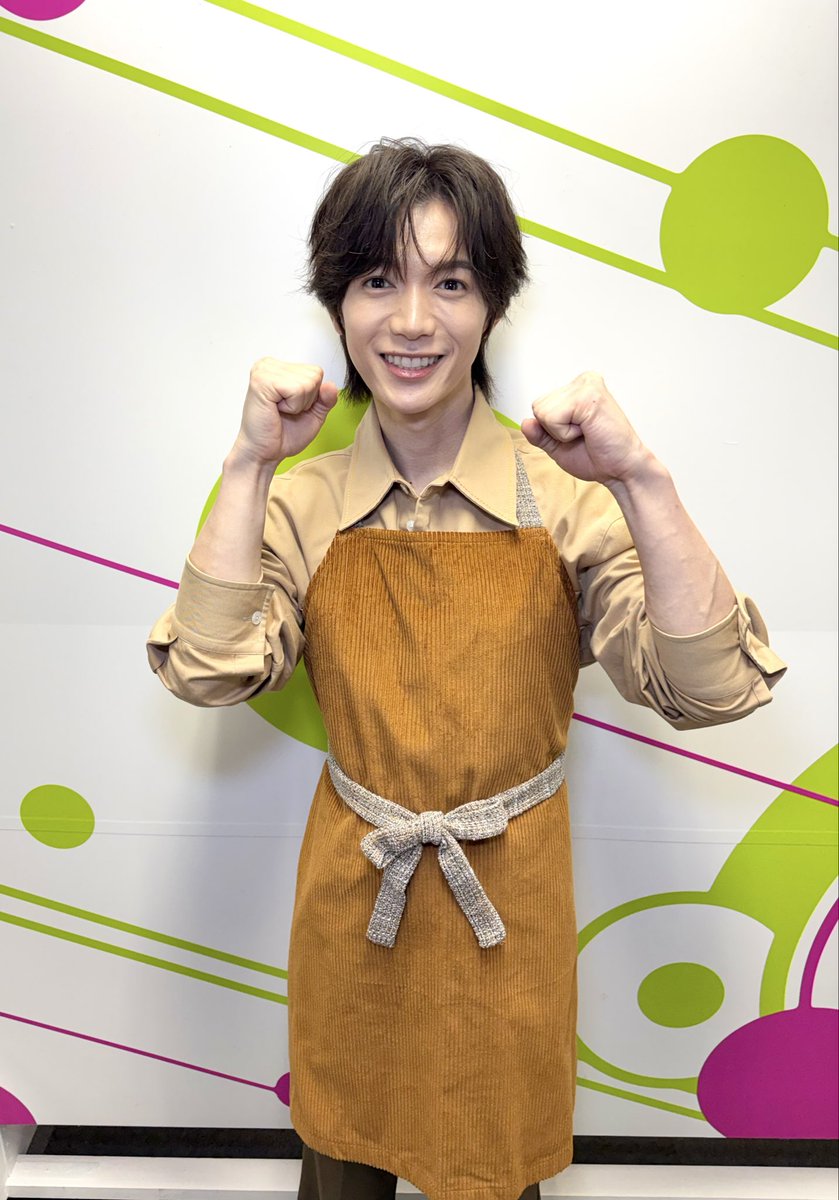 nonstop_fujitv's tweet photo. #ノンストップ
#七五三掛kitchen 🍳

料理初心者🔰
#TravisJapan #七五三掛龍也 が
#料理アイドル を目指す🩷

#とろうまなす餃子 に挑戦🍆

#しめにもできる簡単テク
薄切りのナスを折りたたんで
肉あんを挟むだけ⭐️

#今週のしめ何食べた
手作りのオムライス＆ハンバーグ🍽️

#ESSE
#Nadia https://t.co/SFg0eb4ofm