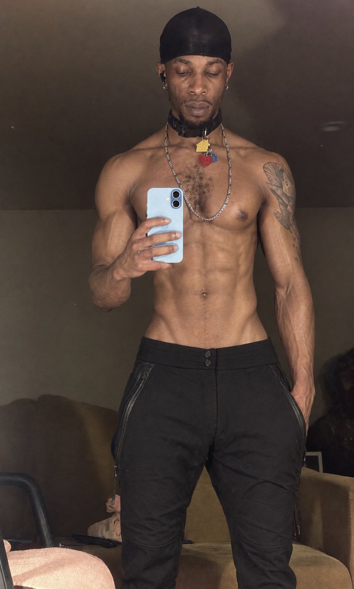 SinLoku's tweet photo. 6ft 144.3lbs anime skinny brolic. https://t.co/OMGpu0o6k4