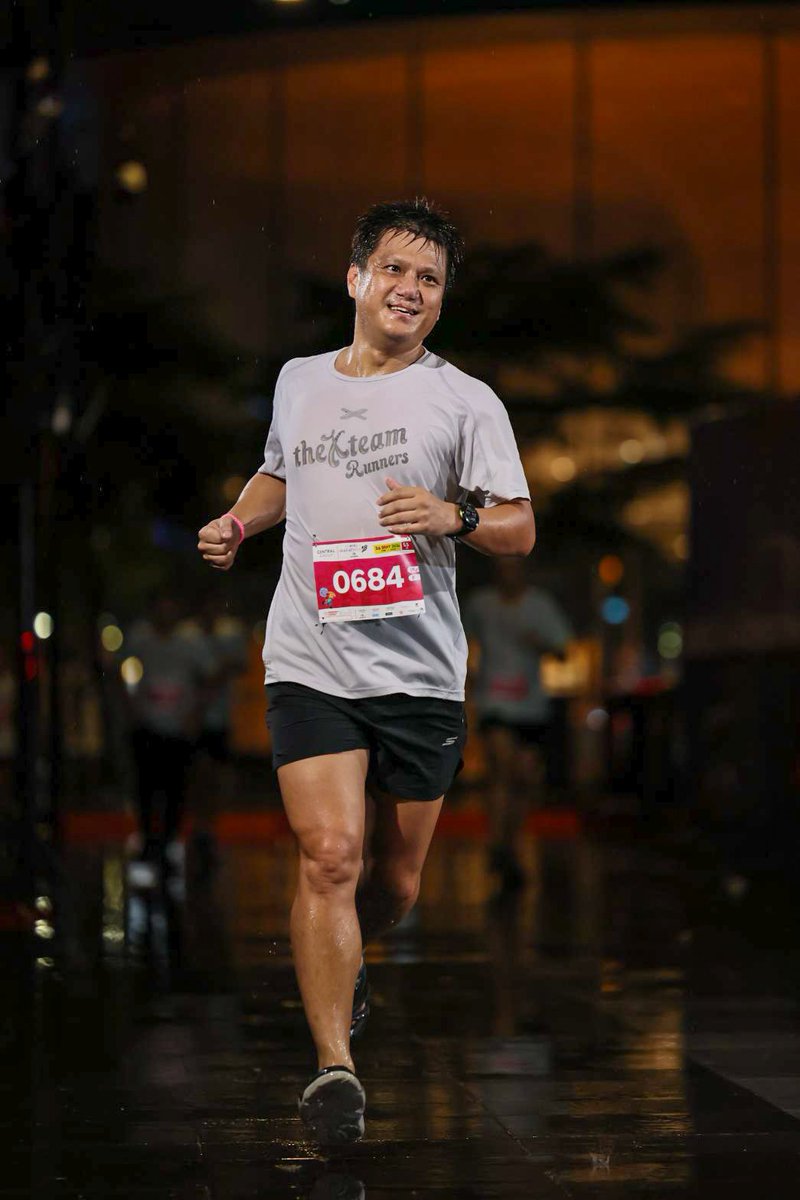 NinjaTooK's tweet photo. ADDA พาไป centralwOrld 🩴🏬

Central Group Mini Marathon 18th by Good Goods

#CGMiniMarathon #CGMiniMarathon2026 #CGMiniMarathon18thbyGoodGoods
#CentralGroupMiniMarathon
#CentralGroupMiniMarathon2026 #CENTRALGROUP

#theXteam #theXteamRunners
#theXteamAndFriends
#funrun #tookkyrun https://t.co/LWDEKUaSbS