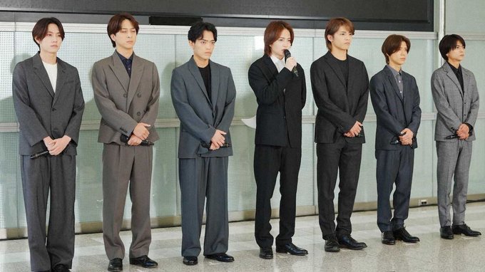 Fan_WTSupp0rt's tweet photo. ✨【表紙解禁＆予約受付中】

10月7日発売
『週刊TVガイド 10/16号』

表紙は篠塚大輝さん🎉
誌面には上白石萌音さん×向井康二さんも登場！

気になる方はぜひチェック✨

🔗Amazon
https://t.co/U371soEmES

#PR #timelesz #篠塚大輝 https://t.co/31KIeKGuik