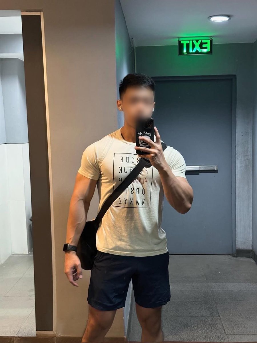 Morbo20's tweet photo. ready yaa mas bro...
#pijatbandung #gaybandung #pijatpriabandung https://t.co/567Dca42Uw