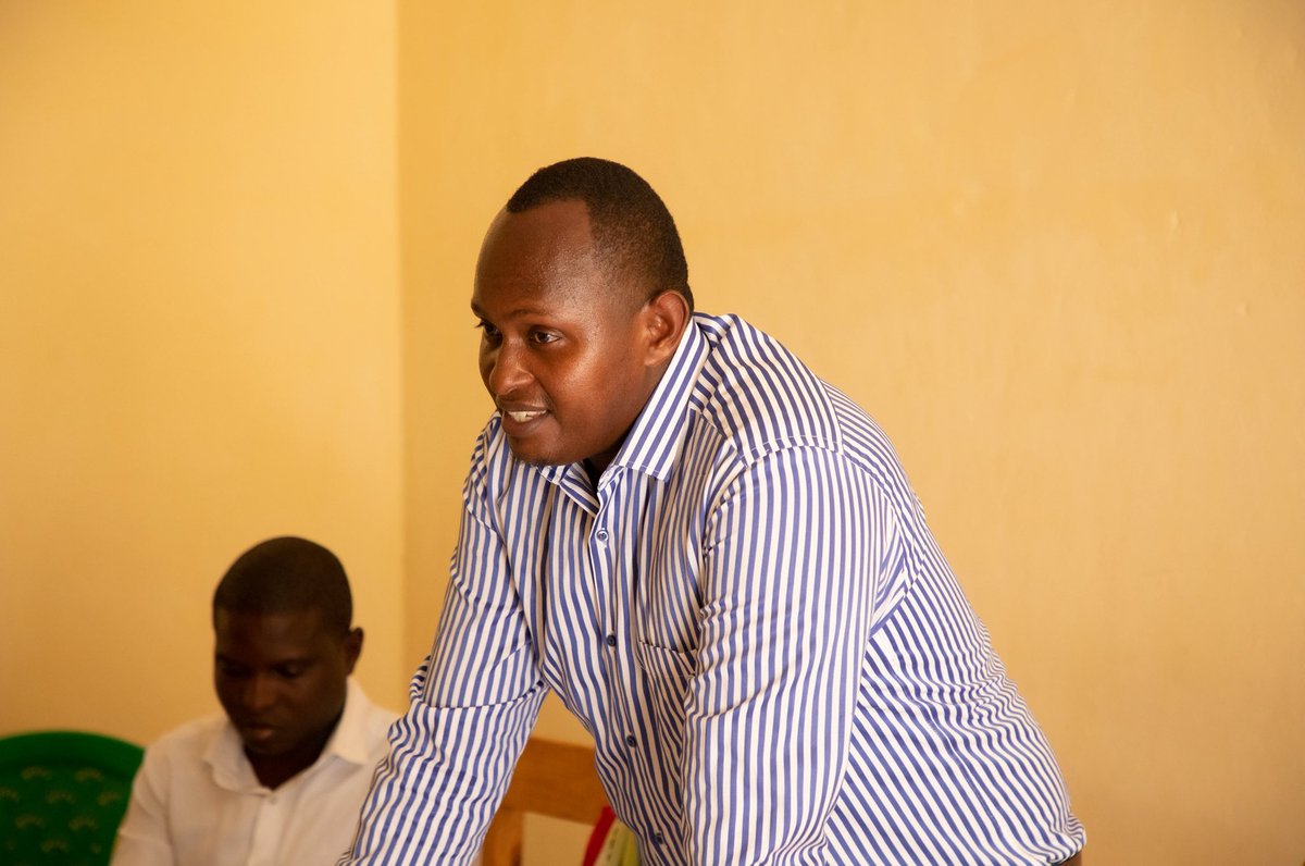 ShyogweDiocese's tweet photo. 1/2 At Milligan Medical Center, Nyamagana @RuhangoDistrict , Rt. Rev. @LouisKabayiza officially opened a training session on basic healthcare for parish representatives and medical staff. The training was facilitated by Patrick Mutembe from @NyanzaHospital 

@anglicanchurchR https://t.co/Fs9rWfi4Uf