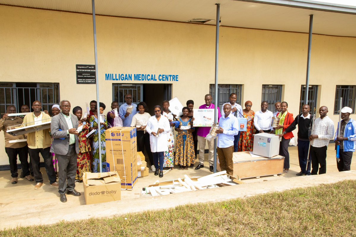 ShyogweDiocese's tweet photo. 2/2 The training was followed by the provision of essential medical equipment, including physiotherapy, dental, laboratory, ECG &amp; other general medical equipment. @LouisKabayiza urged the medical team to safeguard and use the equipment responsibly for the benefit of all patients https://t.co/tVSScY5sw1