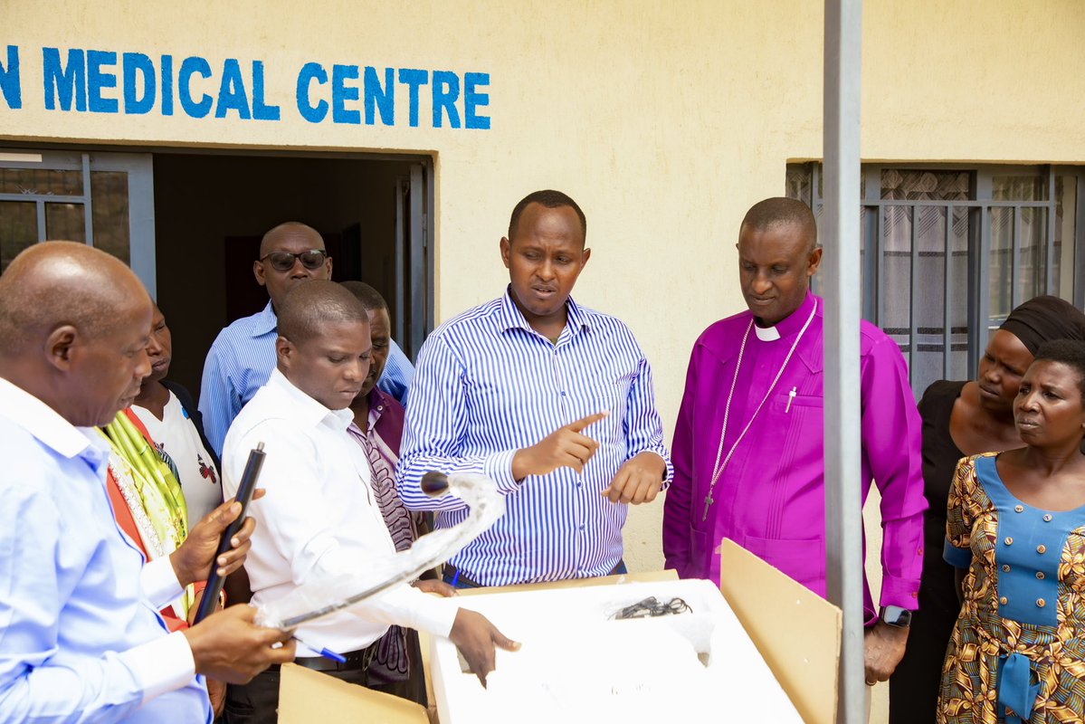 ShyogweDiocese's tweet photo. 2/2 The training was followed by the provision of essential medical equipment, including physiotherapy, dental, laboratory, ECG &amp; other general medical equipment. @LouisKabayiza urged the medical team to safeguard and use the equipment responsibly for the benefit of all patients https://t.co/tVSScY5sw1