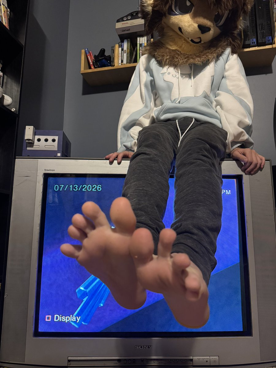 NumoVR's tweet photo. I miss the floor tv era :( https://t.co/9SoEU7m2PZ