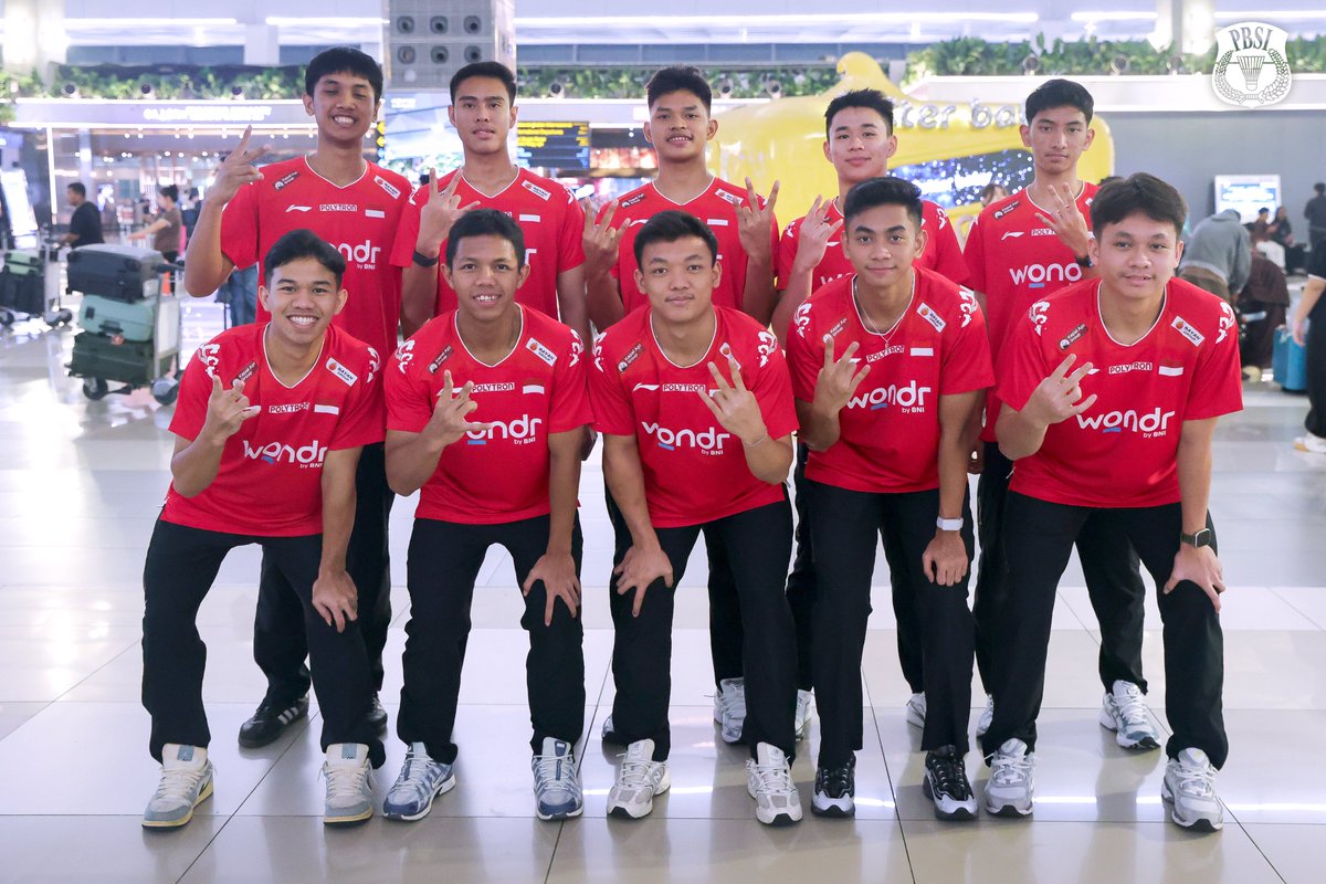 INABadminton's tweet photo. Dini hari tadi, Jumat (02/10) tim garuda muda bergerak ke Kairo, Mesir untuk mengikuti BWF World Junior Championships 2026.

Selamat berjuang 🇮🇩

#BadmintonIndonesia
#BWFWorldJuniorChampionships2026
#WJC2026 https://t.co/awitA5EGtZ