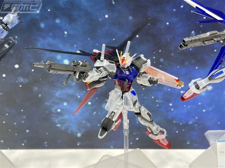 hobby_magazine's tweet photo. HGCE エールストライクガンダム [クリアカラー]

https://t.co/nicZw9My5U

#全日本模型ホビーショー #ガンプラ https://t.co/xR9dOJtgP8
