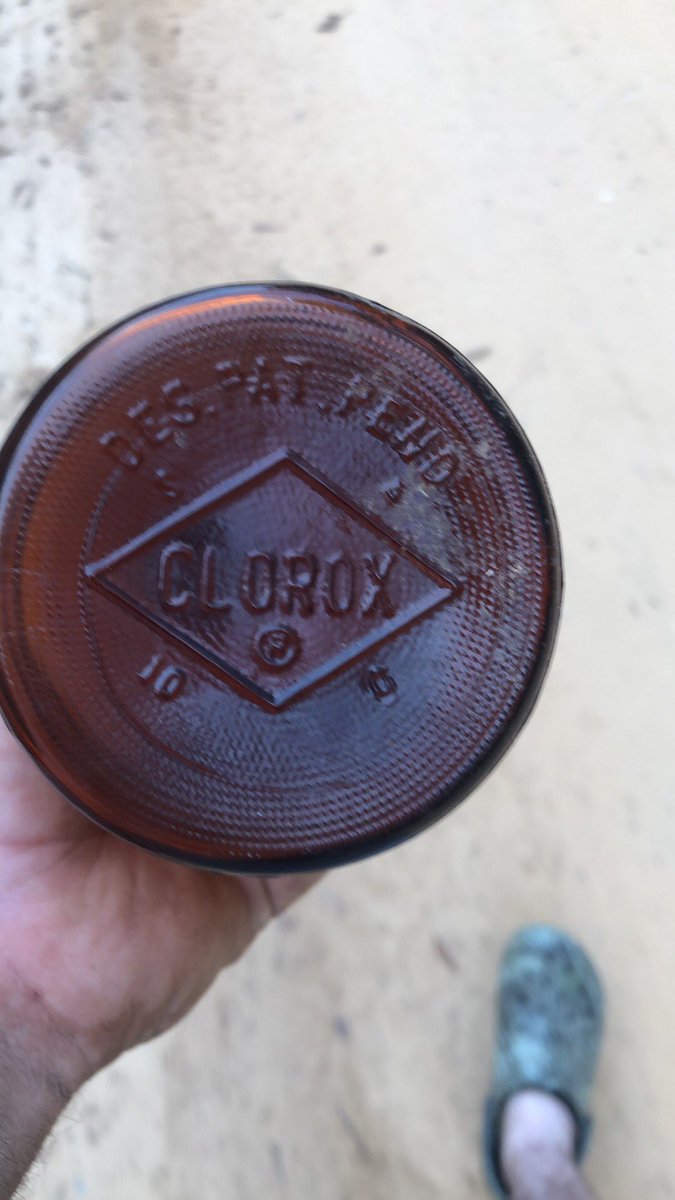 AnarchyDying's tweet photo. @dumbfrenchrat I was also metal detecting recently. Found a 70 year old Clorox bottle. Fun stuff. https://t.co/YQuTjr73GP