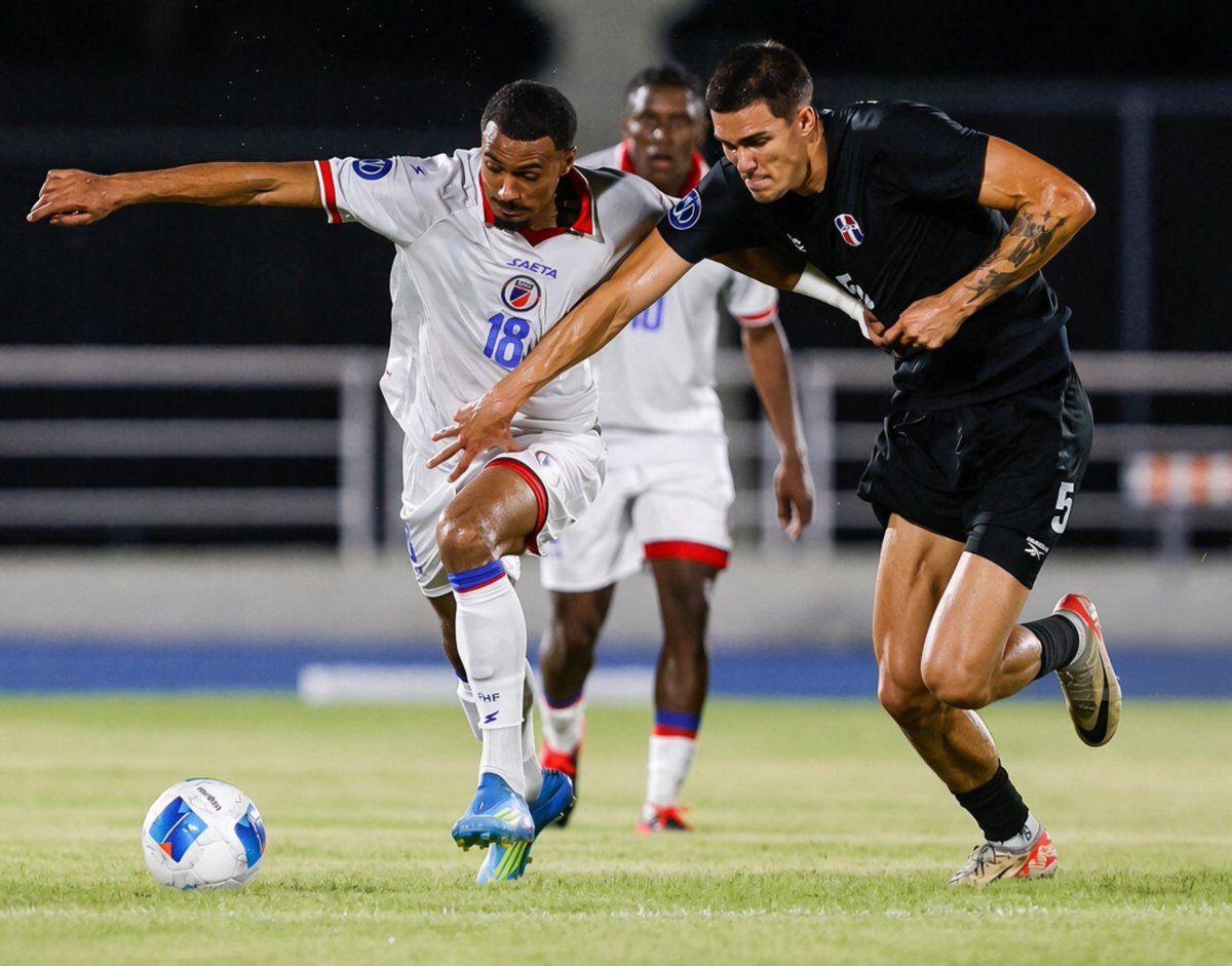 Actufoot_stats's tweet photo. 🚨🇭🇹 WILSON ISIDOR ENTRE DANS L’HISTOIRE ! 🔥

⚽⚽ Wilson Isidor devient le premier joueur de l’histoire de la sélection haïtienne à inscrire un doublé sur le sol dominicain 🇩🇴.

🇭🇹💥 Une performance historique pour les Grenadiers ! 🔥 https://t.co/V2d7ik6g8i