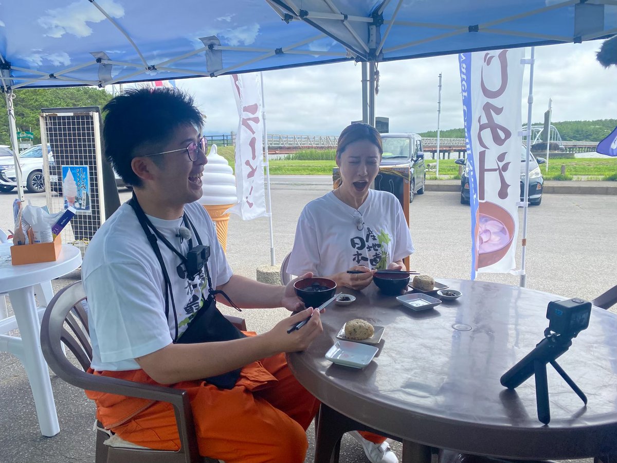 yumekokoaba's tweet photo. ／
王林の産地直送☆日本最高‼︎
あす午後3時55分〜🍎
＼

今回は五所川原市＆つがる市へ！

十三湖しじみを堪能！ソフトクリームも🍦

つがる市では、千本鳥居の高山稲荷神社へ⛩️ #王林 の推しキツネは…？

さらに2種類のメロンを贅沢に食べ比べ🍈

今週もお楽しみに👀✨

#青森朝日放送 #産直 https://t.co/2eunoPv7Io