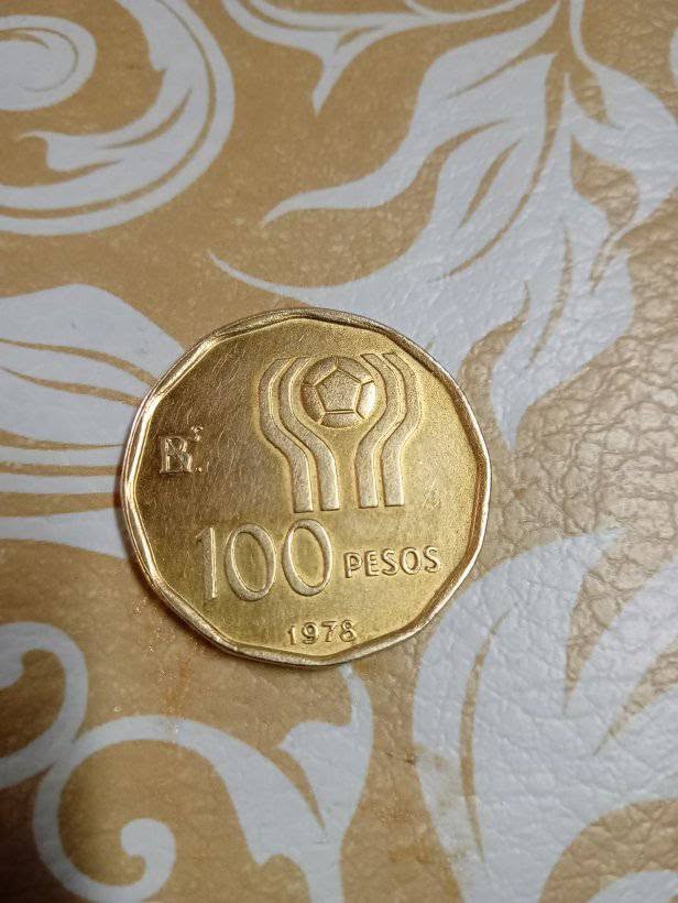 sheims_x's tweet photo. moneda argentina, mundial 78 😮 https://t.co/QvOlWK8IEO