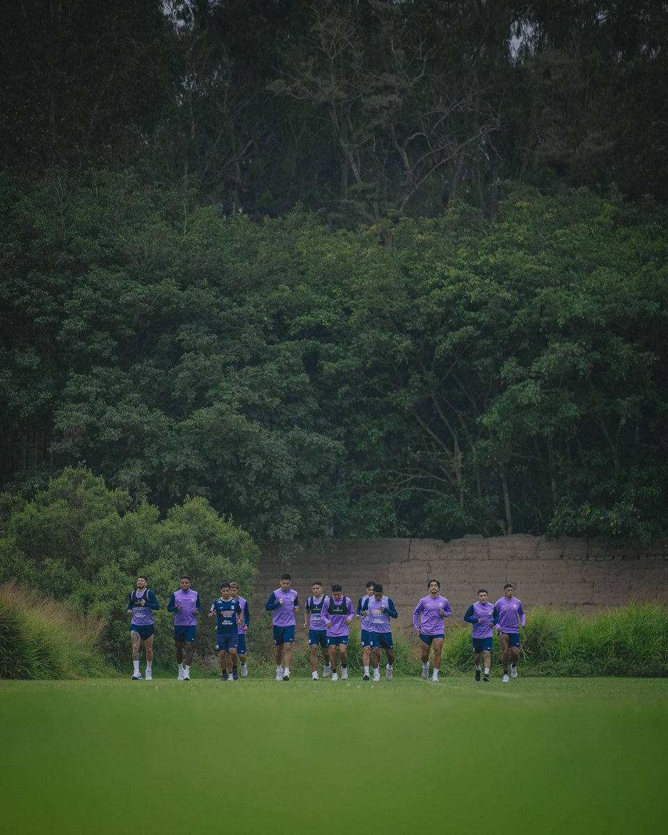 ClubALoficial's tweet photo. 𝟐𝐝𝐨 𝐓𝐮𝐫𝐧𝐨. 💪🏾⚽️ https://t.co/kBYRZ15uUk
