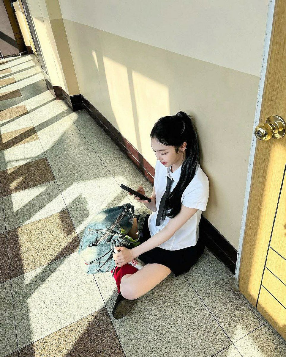 atmaLEEAN's tweet photo. moOoOrning! aku sekolah dulu ya 🥺 https://t.co/ke3s1Yvtnw