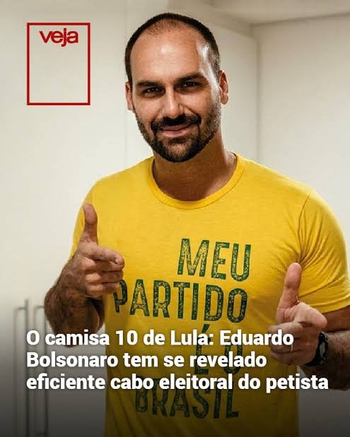 dmitri_santos's tweet photo. @Chief117Br Quem é o camisa 10 mesmo https://t.co/omx1C6rod4