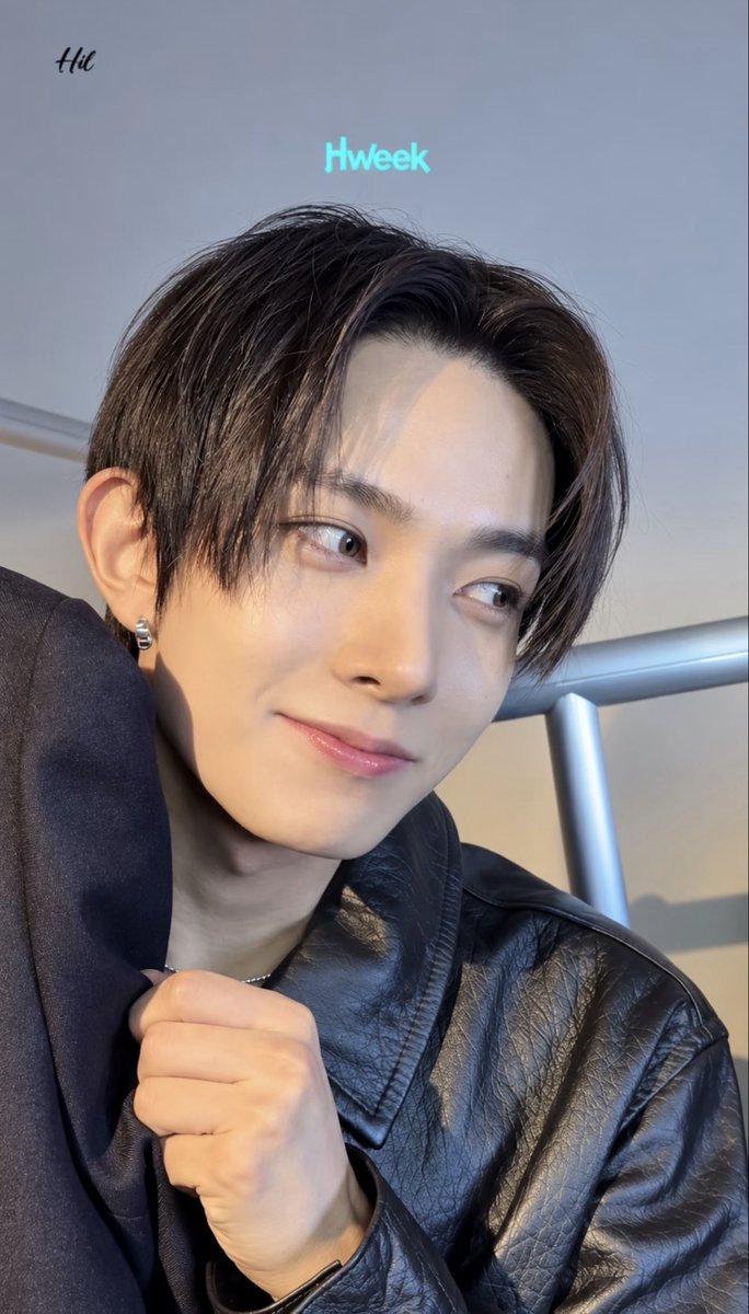 EVAN01ACE's tweet photo. 💞💗💓💝🩷💕💖💗💞💘💓 https://t.co/JfbmEPlhyV