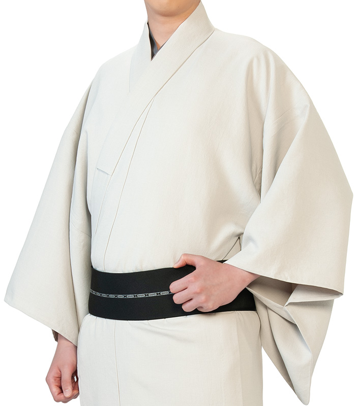 toiki_official's tweet photo. 両面織 角帯
https://t.co/UrEzmJ9UAC

その日の気分や着物の色柄に合わせて表裏を使い分けられる便利な両面織仕様です。
一本あるだけでスタイリングの幅がぐっと広がり、日々のコーディネート選びが楽しくなります。 https://t.co/ulGsYF06YX