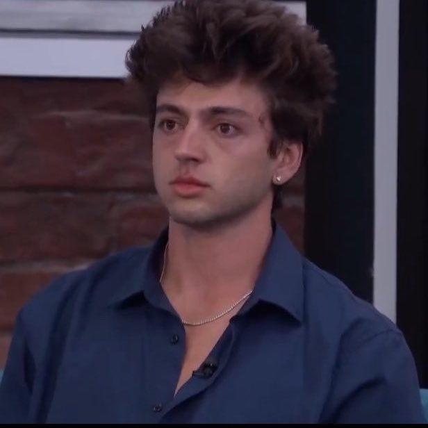 chaesmarts's tweet photo. $75k richer ⠀ ⠀⠀           $0 in his acc
muggy⠀ ⠀⠀ ⠀⠀ ⠀   ⠀ ⠀    chopped
2nd place ⠀ ⠀⠀ ⠀              3rd place

#bb28 https://t.co/q048GhdJre
