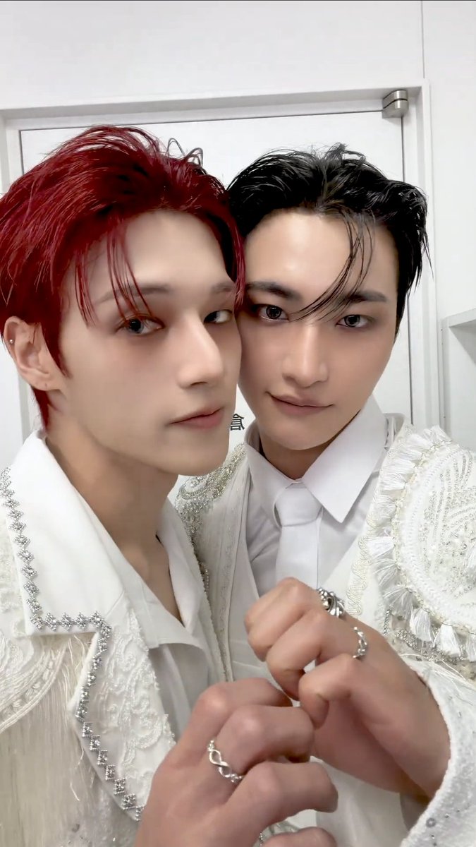 3an3am_h's tweet photo. 빨머우영이가 돌아왓다니~♬ https://t.co/tlLSHRZYJS
