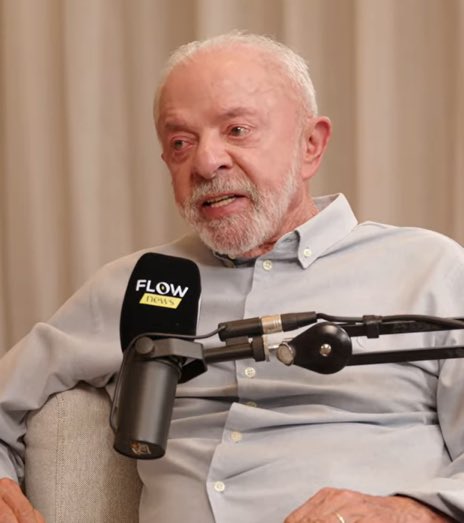 stagepopbr's tweet photo. HISTÓRICO! Lula supera seu próprio recorde e coloca 1,6 MILHÃO de pessoas simultâneas para acompanhá-lo no Flow Podcast.

— Essa é a MAIOR audiência já registrada em uma transmissão do Flow Podcast. https://t.co/6e6Awakibi