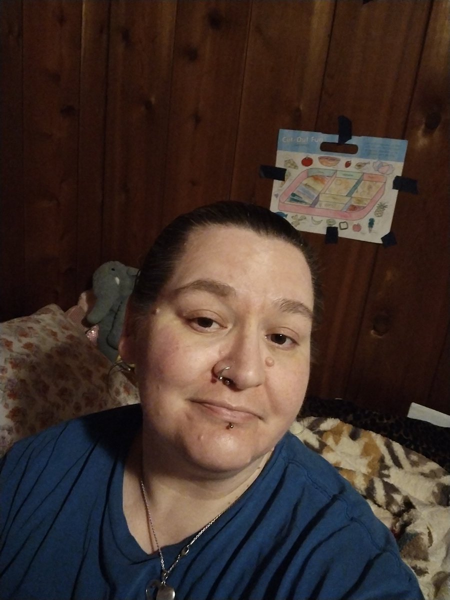 NowTwat's tweet photo. @JPLFR80 Ok, bed time selfie https://t.co/aIuFfDBZj5