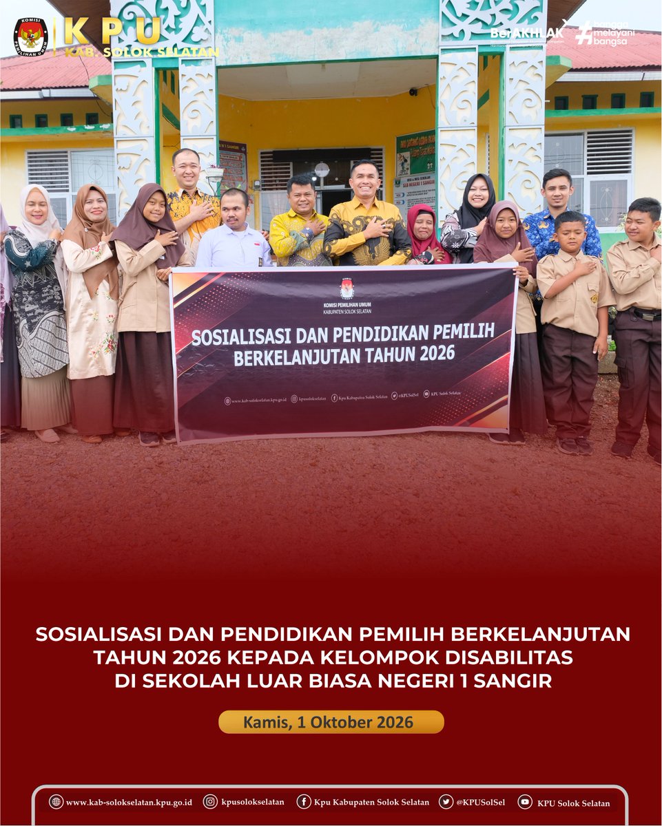 KPUSolSel's tweet photo. #TemanPemilih, KPU Kabupaten Solok Selatan melaksanakan kegiatan Sosialisasi dan Pendidikan Pemilih Tahun 2026 bagi kelompok disabilitas di Sekolah Luar Biasa (SLB) Negeri 1 Sangir. Kamis(1/10/2026)-- https://t.co/s5qh6LLKRy