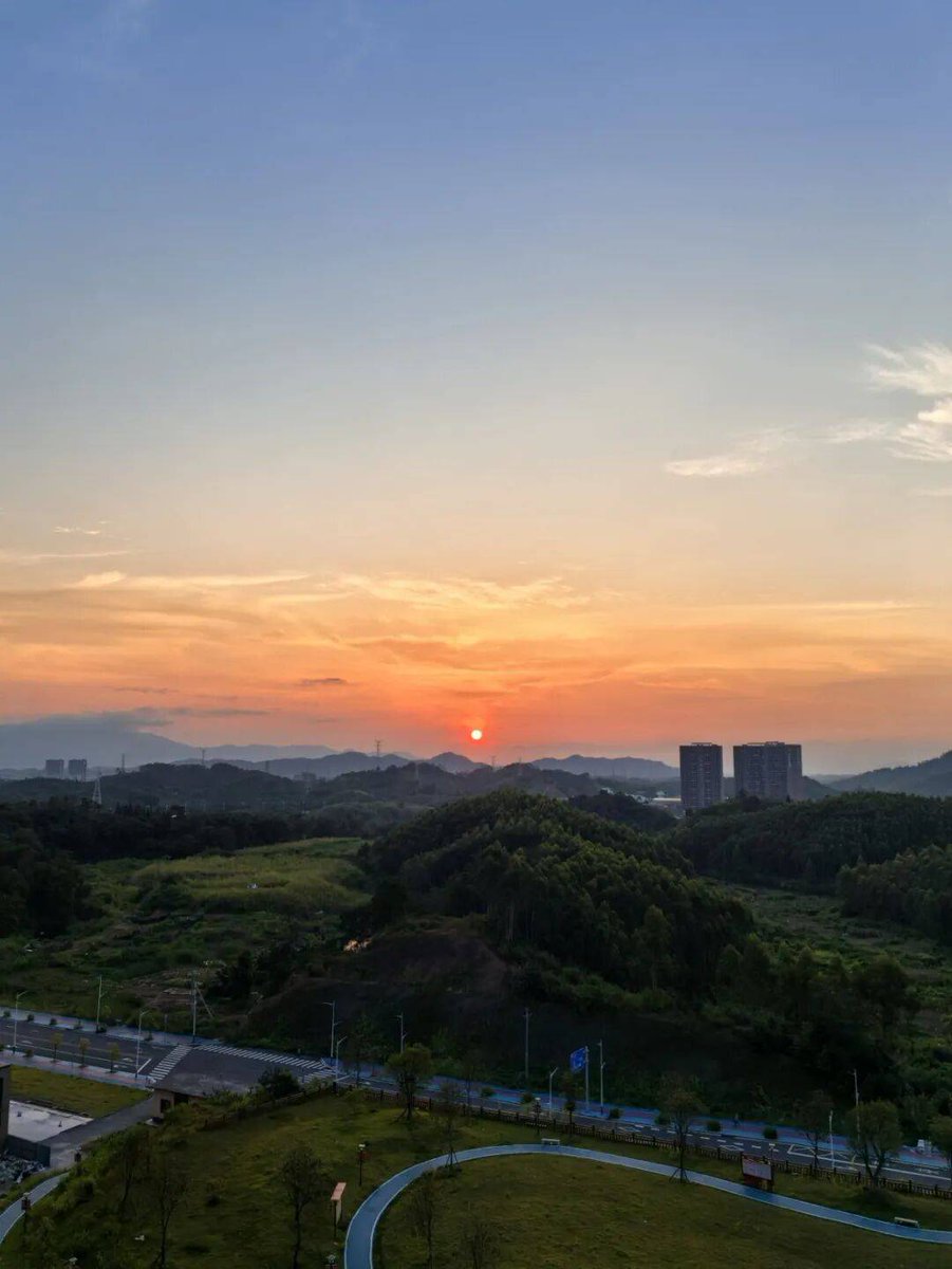 willia_io63's tweet photo. [Zhangpu YU’s new cultural initiative blooms, weaving local stories into modern life ]， https://t.co/nzi66vKw1v