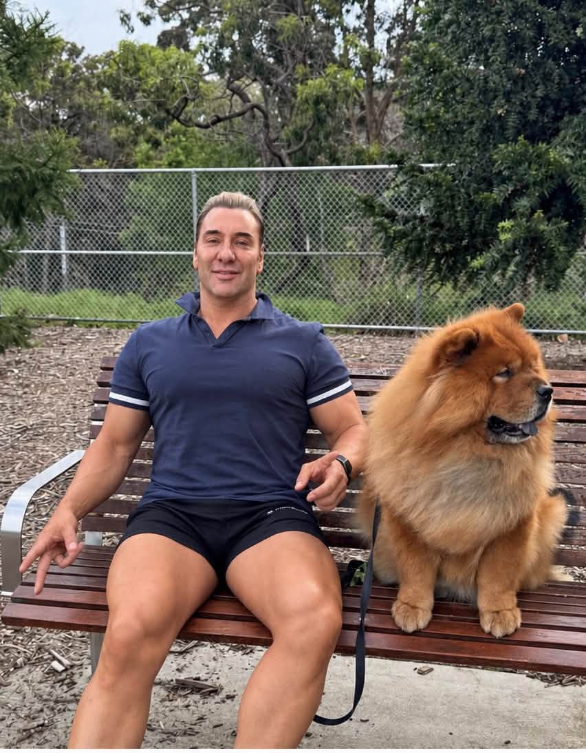 DynamoSelling's tweet photo. Are you ready for the weekend? We know we are! 

Another big and busy week at Dynamo Selling is complete, and next week's schedule is already packed!

#DynamoSelling #RaimondVolpe #ChowChow #SalesSuccess https://t.co/xPlFMi1fXt