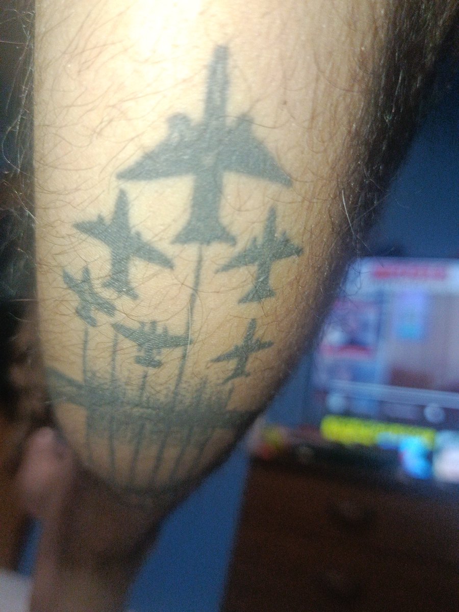 TiagoAndradeBH's tweet photo. @avioesemusicas  meu cumprimento, meu respeito, minha continência. Vc eh eterno https://t.co/cS4xYH0jKt