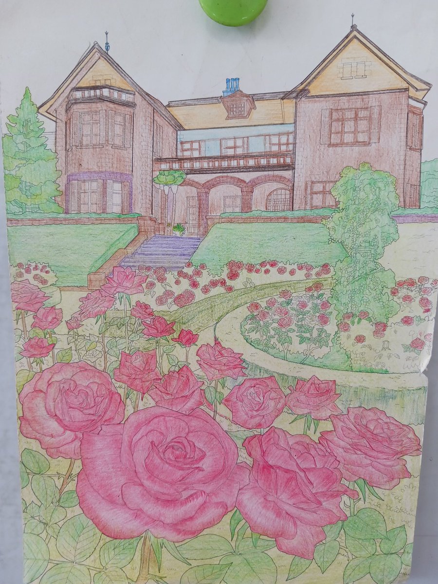ryumai1765's tweet photo. ぬり絵に没頭される利用者様も🥰
とても素敵な作品ができております🌹
#ケアライフ龍舞 #老人ホーム #デイサービス https://t.co/xM4k3ksoxu https://t.co/z8n71nBi2O