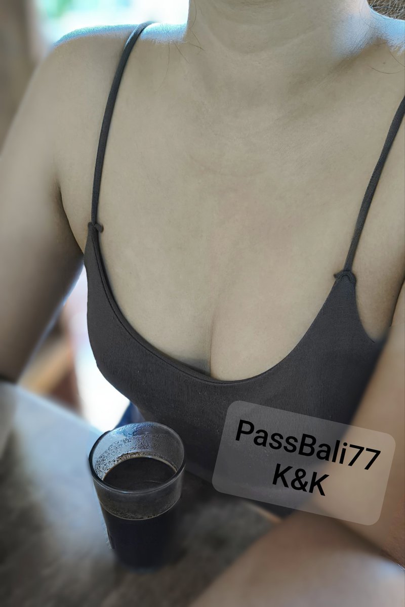 PassBali77's tweet photo. mau kopi atau susu? ☕

watta 🍑
#pasutri #passbali #couple #morningcoffee https://t.co/WLuuB7IkuN