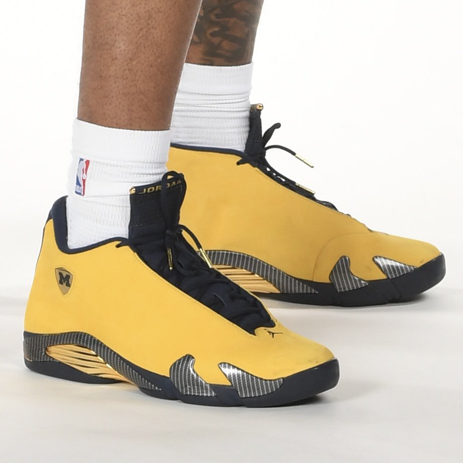 NBAKicks's tweet photo. Yaxel Lendeborg broke out the APB x Jordan 11 low and a Jordan 14 @umichbball PE for @warriors media day! #NBAKicks https://t.co/svAjYTtA9o
