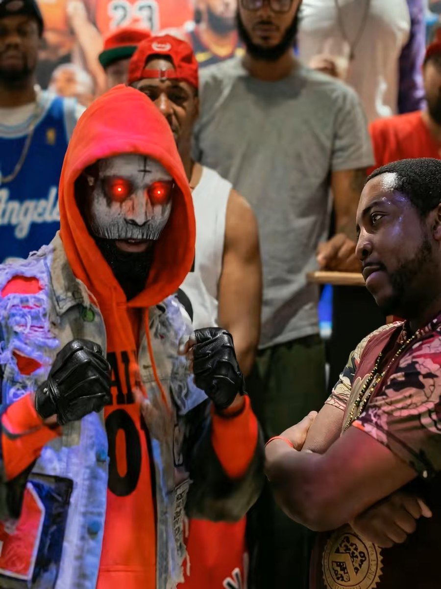 BoilerRoomPlt's tweet photo. They Wanted A Return To Battle Rap And We Finally Got Him 🎭 The Original Mask Battler Is Coming Back #Iam7 🔥🔥🔥 https://t.co/0CKHZl9D6P