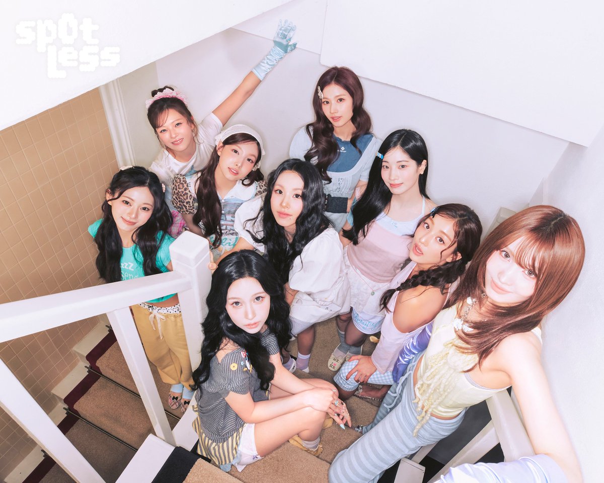 JYPETWICE's tweet photo. TWICE 2027 Season's Greetings [Spotless]
TEASER IMAGE

#TWICE #트와이스

✨ PRE-ORDER
26.10.06 TUE 14:00 - 10.14 WED 23:59 (KST)

#TWICE_SPOTLESS
#2027SEASONSGREETINGS https://t.co/enp6DHdlUg