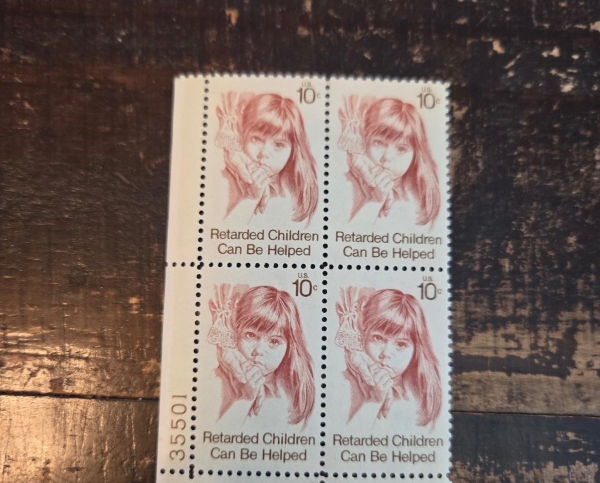 VHSDVDBLURAY4K's tweet photo. I found this Official USPS stamp issued in 1974 thrifting today https://t.co/Qp89rf93zN