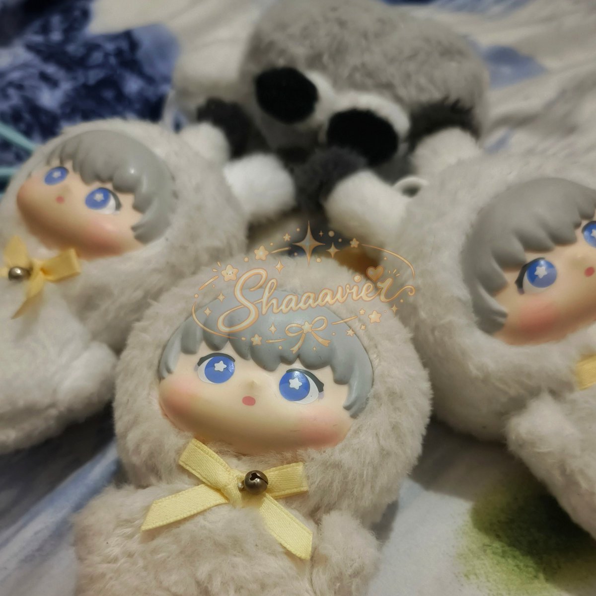 shaaavier's tweet photo. D - 14

p1: my kids, got the secret xavbubu from someone who wanted sylus one but she got 2 secret xavbubus instead 😭
p2: the cute bracelet i found in a stationery store, it instantly reminded me of xavier 

#Xavier1016HappyBirthday https://t.co/GZoPnIsEsR