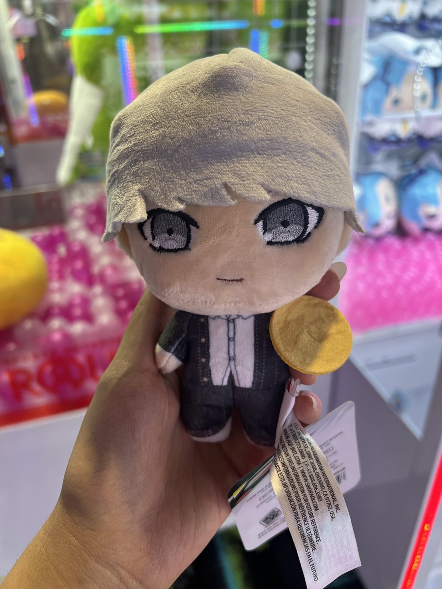 Cosplaytendency's tweet photo. The game is how old now?!?!?! https://t.co/PM7rLQYm8o