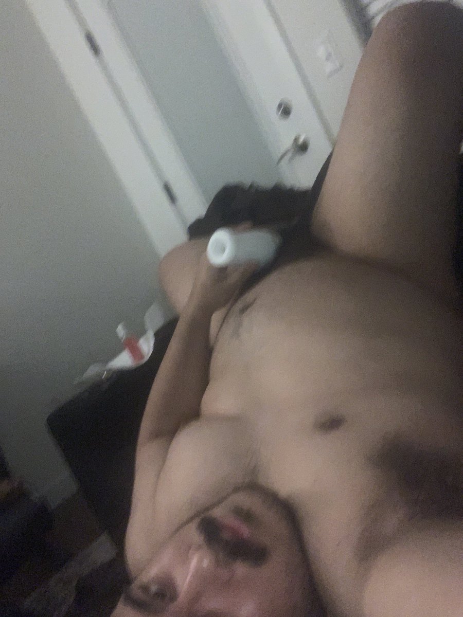Kayee_anonn's tweet photo. Look at @JohnDoe20201230 my  pathetic gooning slut 😈💋 wanted to be on of my trophies displayed on my page 😈

This ugly gooner came all over his fucking face 🤣 no one else is gonna take his cum so i guess he has too 🤣💋 he’s my cum guzzling slut 😈

All he does is sit around and goon goon goon . Absolutely nothing else  in that tiny microscopic brain of his. 🤦🏽‍♀️ 

#findom #femdom