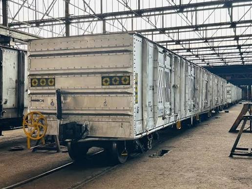 Jonhnesisa's tweet photo. NRZ targets 20m-tonne cargo market

NRZ is looking at a potential 20 million-tonne annual cargo market as part of efforts to attract private capital for an estimated US$400m short- to medium-term recapitalisation programme. 

@NRZ263 @MinistryofTID
#Railways #Infrastructure #NDS2 https://t.co/1OHDvsl8KV