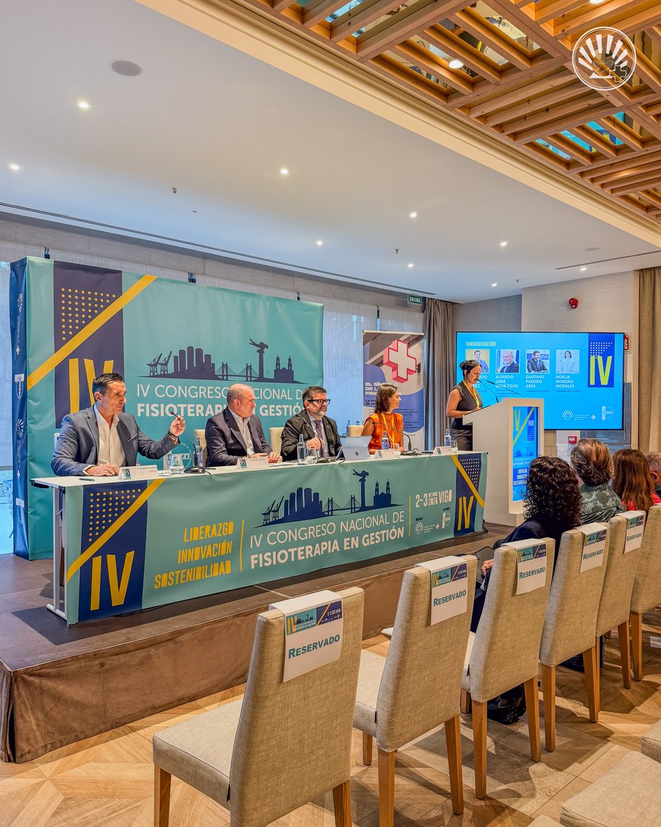 cofiga's tweet photo. Acto inaugural do #IVCongresoNacionaldeFisioterapiaenXestión, coa participación de Fernando Ramos, presidente da @aefisio; Alfredo José Silva, director xeral de Asistencia Sanitaria do Sergas; Gustavo Paseiro, presidente do CoFiGa; e Noelia Moreno, presidenta da CNDF.

 #CoFiGa https://t.co/1qPjP7G9jZ