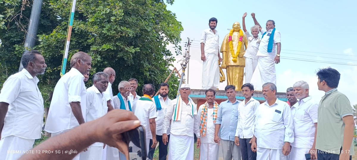 ezhil_gowtham's tweet photo. ஒரத்தநாடு நகரம் &amp; வட்டார காங்கிரஸ் கட்சி சார்பாக தேசத்தந்தை மகாத்மா காந்தி பிறந்தநாள் &amp; தமிழகத்தின் தலைசிறந்த முதல்வர் பெருந்தலைவர் காமராஜர் நினைவுநாள் முன்னிட்டு

மகாத்மா காந்தி &amp; பெருந்தலைவர் காமராஜர் சிலைகளுக்கு மாலை அணிவித்து மரியாதை செலுத்தப்பட்டது. https://t.co/6zO7M8mWCQ